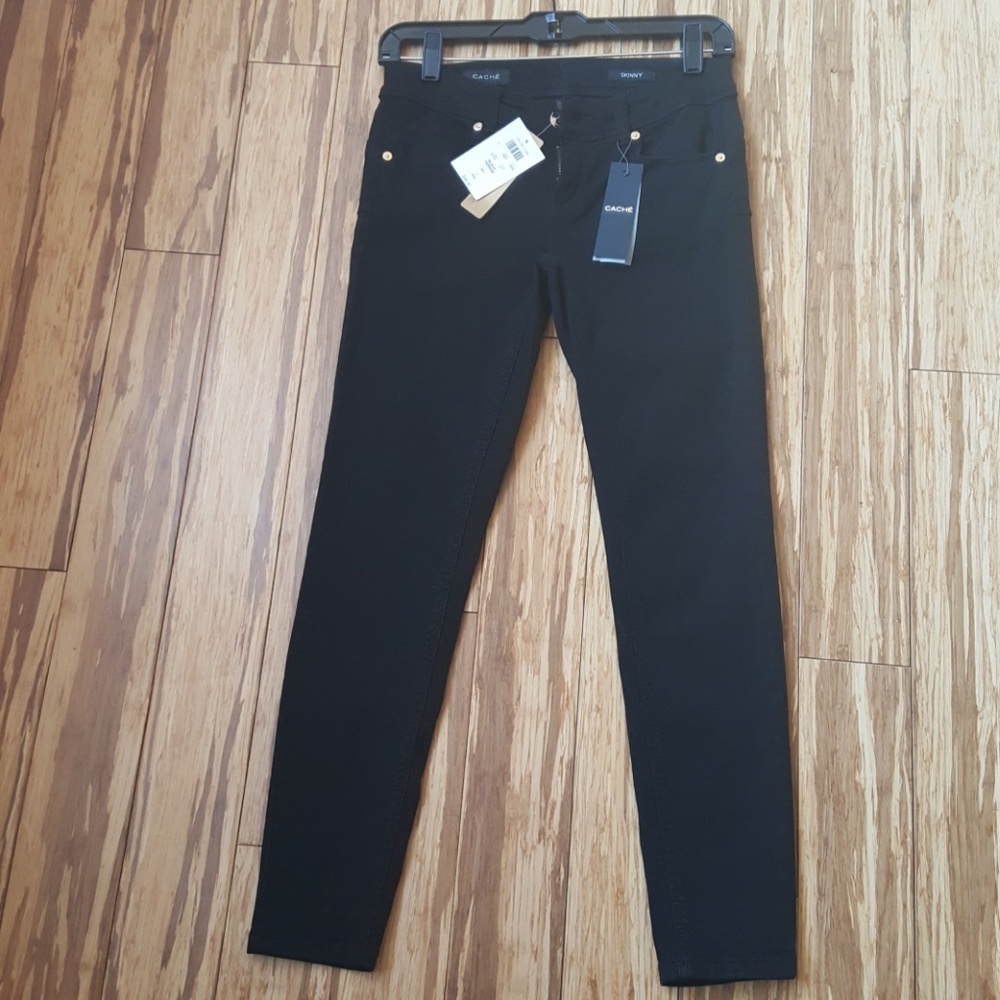 NWT CACHE black Contour collection skinny jeans